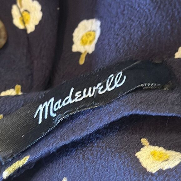 MADEWELL Button-Back Easy Dress in Daisy Dots Style AB331 - Picture 5 of 8